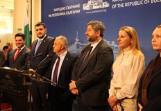 Демократична България разкри че част от дарителите ѝ за предизборни