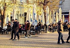 Максималните температури ще бъдат между 8° и 13°Днес облачността от