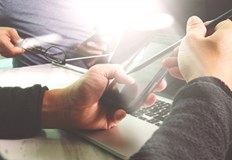 Ако условията на телекомите имат неравноправни клаузи КЗП има право