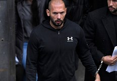 Тридесет и шестгодишният Андрю Тейт който има британско и американско