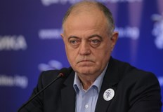 Членове на партията обвиняват Атанас Атанасов в нарушения на устава