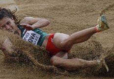 Това е световната шампиона в скока на дължина при девойките