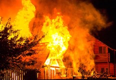 Злощастното събитие се случва навръх Нова годинаНавръх Нова годинапожар е