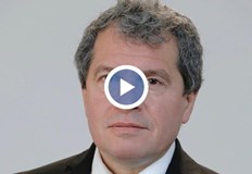 Парламентарната система възпроизвежда хора които искат да се облагодетелстват с