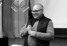 Мъжът бе в буса с българска хуманитарна помощПочина Саша Андреев