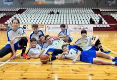 Участие в надпреварата взеха пет училища като отборите играха по