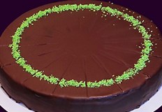 Нейната ауденция била в известния хотел Ислях хане в дунавския градТортата