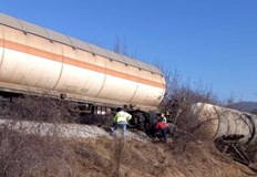 Екипите работят дванадесети ден в участъка на катастрофата и вероятно