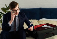 Финансовото министерство предлага служителите да получават повече пари за командировки