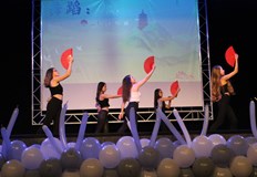 На празника имаше богата културна програмаСнощи в Канев център се