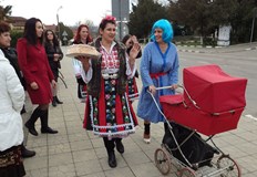 Празненството премина с много веселие танци и забавни игриДенят на