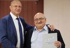 Видно че Бойко Борисов например НЕ Е дарил нито лев