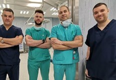 Мултидисциплинарният екип е съставен от кардиохирурзи и коремни хирурзиВ Плевен