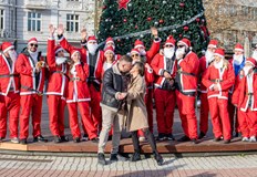 По Коледа приятелят на Катрин Тасева ѝ предложи брак в