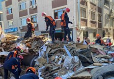 На всеки три дни е имало поне по едно земетресение