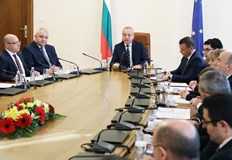 Темата за войната в Украйна бе пропусната почти напълно не