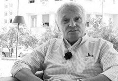 Съпругата му е тежко пострадала при нападение от кучета в