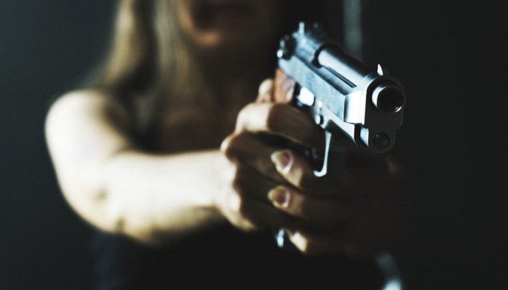 46-годишна жена вдигна на крак полицията във Велико Търново по обед 46-годишна жена вдигна на крак полицията във Велико Търново по обед