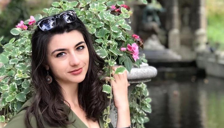 Лена Бориславова критикува прекъсването на дискусиите по законопроекта за независимо разследване на главния прокурор Лена Бориславова критикува прекъсването на дискусиите по законопроекта за независимо разследване на главния прокурор