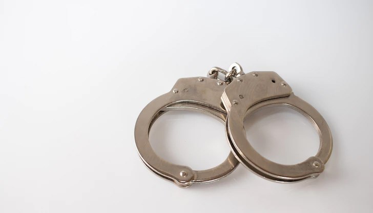 Той е разпознат и като участник в атаката на Спешния център след смъртта на дете в катастрофа