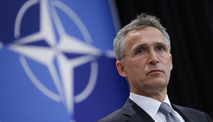 Той заслужава наградата за образцовата си работа като генерален секретар на НАТО в труден период за алианса, заяви норвежки депутат