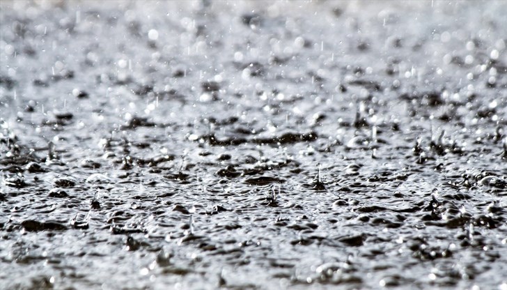 В Русе вече започна да вали, а максималната температура в петък ще достигне 4 градуса В Русе вече започна да вали, а максималната температура в петък ще достигне 4 градуса