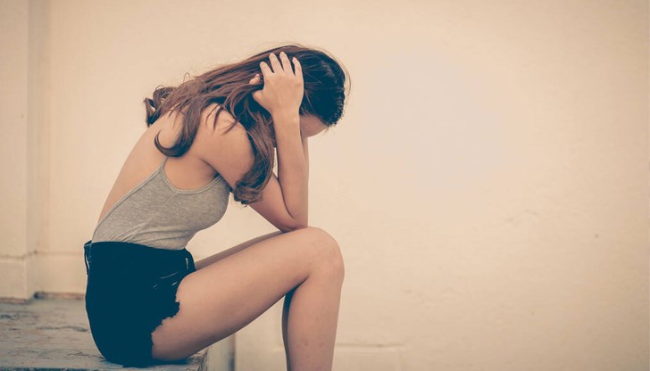 Тази вечер учителят по математика беше задържан за 24 часа Тази вечер учителят по математика беше задържан за 24 часа