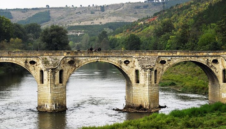 В град Бяла, Русенско се намира един от шедьоврите на гениалния строител Никола Иванов Фичев