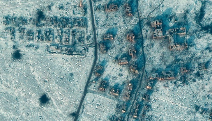Сателитна снимка, показваща разрушения след обстрели в Соледар