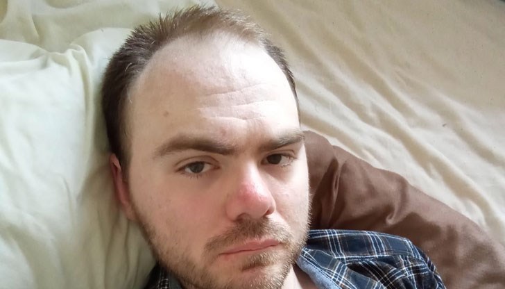 Депутатът от "Демократична България" Албена Симеонова му е помогнала със заселването в село Любеново