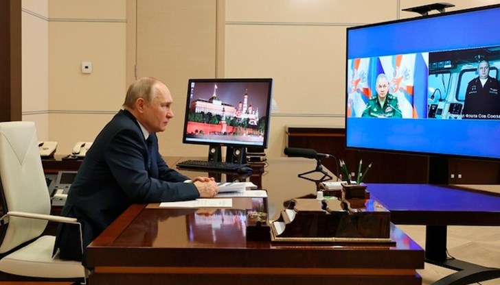 Руската фрегата е въоръжена с хиперзвукови крилати ракети "Циркон" Руската фрегата е въоръжена с хиперзвукови крилати ракети "Циркон"