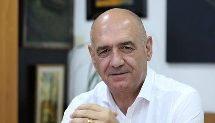 Един от мотивите в молбата за напускане на д-р Дечо Дечев е липсата на приемственост в системата Един от мотивите в молбата за напускане на д-р Дечо Дечев е липсата на приемственост в системата