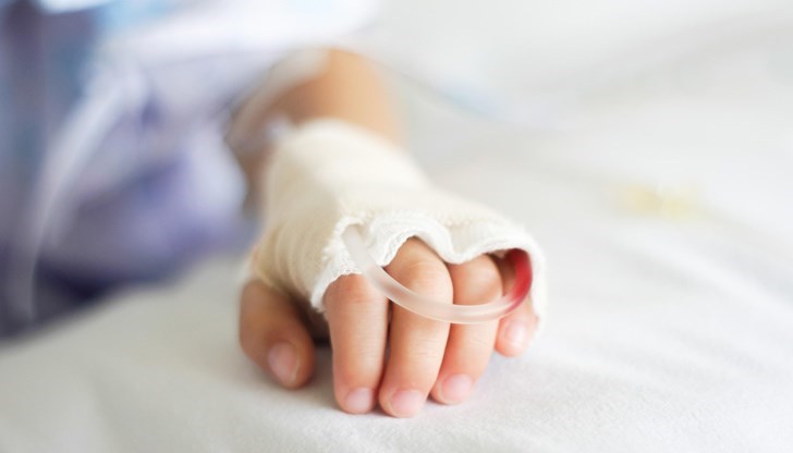 Дете е с откъсната китка при експлозия на пиратка Дете е с откъсната китка при експлозия на пиратка