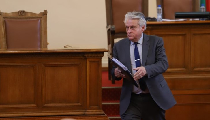 Напрежение в парламента между бившия вътрешен министър Бойко Рашков и Георг Георгиев от ГЕРБ