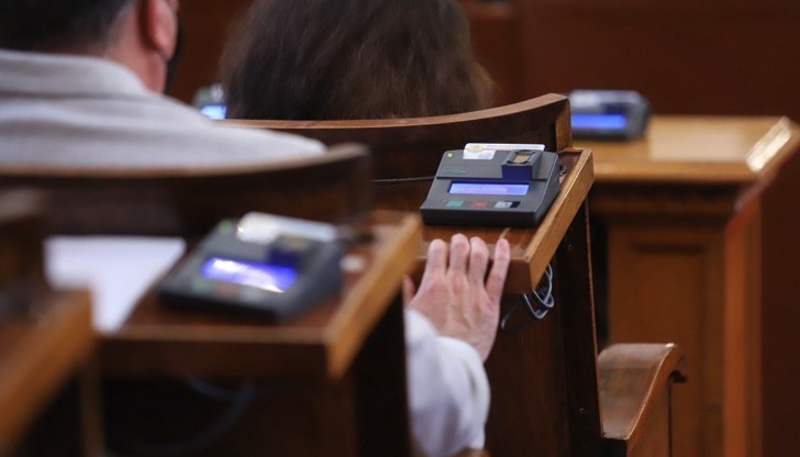 Засега правителство на малцинството изглежда невъзможно