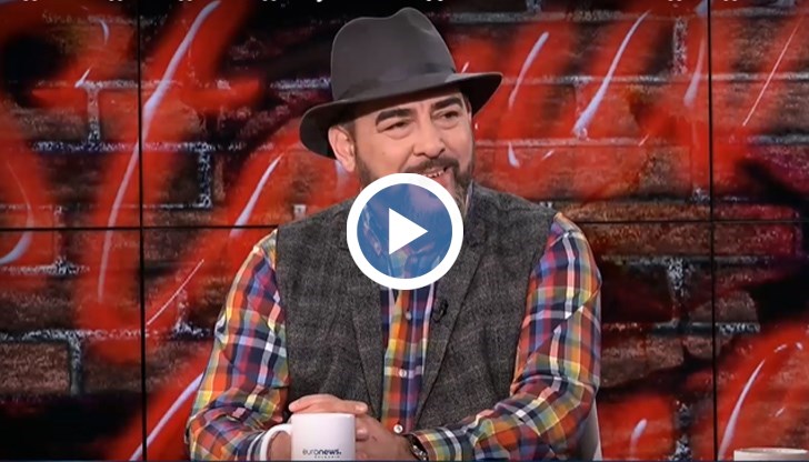 "Представете си какво представлява Софи зад сцената", допълни артистът