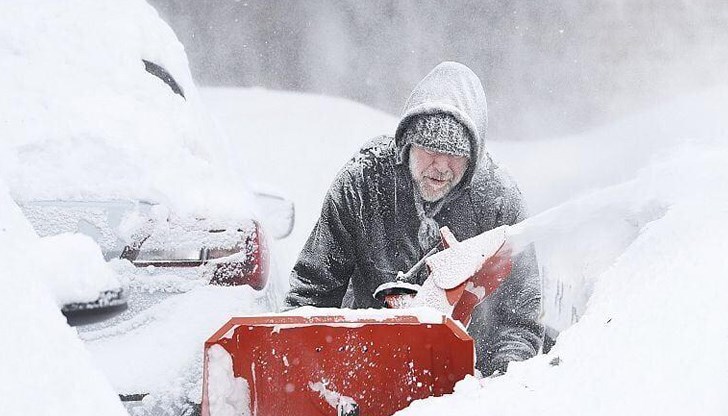Националната метеорологична служба прогнозира интензивни снеговалежи до 7 сантиметра за час