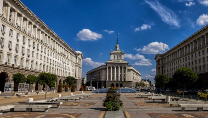 Президентът връчва втория мандат на 3 януари Президентът връчва втория мандат на 3 януари