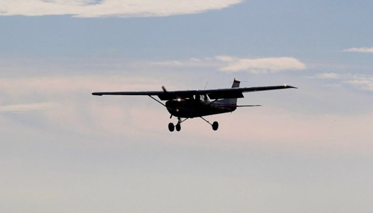 Наркотичните вещества са извърлени от малък самолет "Чесна"