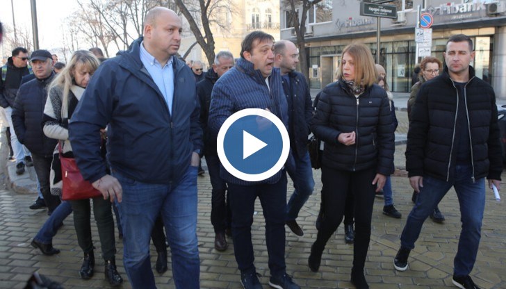 След като започнаха да се разместват само седмица след ремонта, се стигна до ново пренареждане на паветата