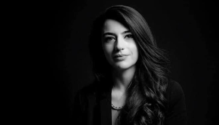 Повод за заведеното дело е песен, която продуцентската компания на Слави Трифонов 7/8 разпространи