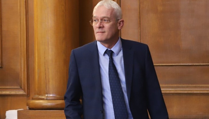 Това стана с решение на НС