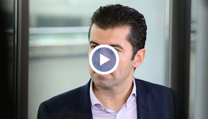 Петков коментира, че ще е твърде изненадващо мандатът да отиде при "Демократична България"