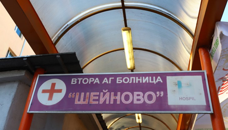 Наказана за грешката ще бъде акушерката, която е изписала децата