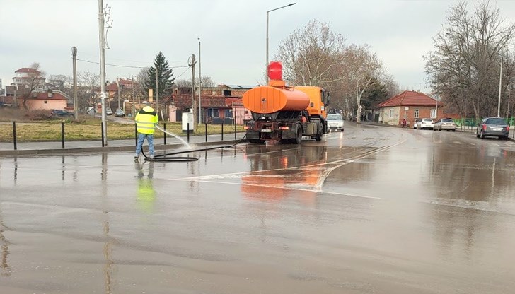 Предвидено е да бъдат измити още и булевард „Липник“, както и булевард „Христо Ботев“