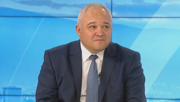 Други 38 служители на реда също са наказани заради катастрофата на булевард "Черни връх", заяви Иван Демерджиев Други 38 служители на реда също са наказани заради катастрофата на булевард "Черни връх", заяви Иван Демерджиев