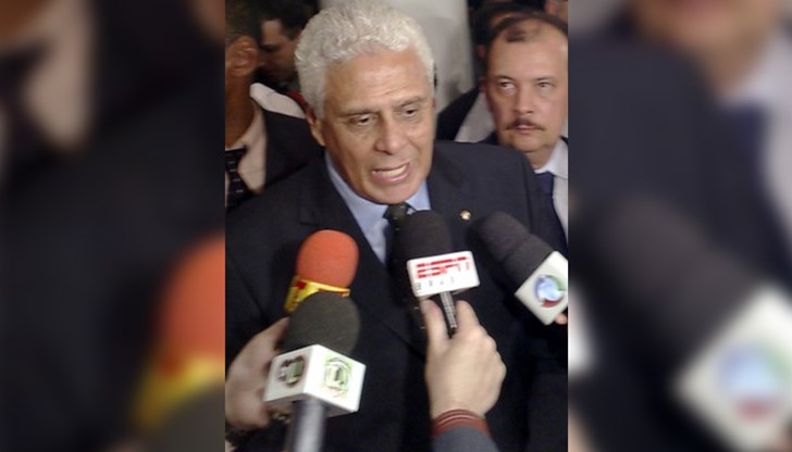 Роберто Динамите е издъхнал след битка с рак в Рио де Жанейро