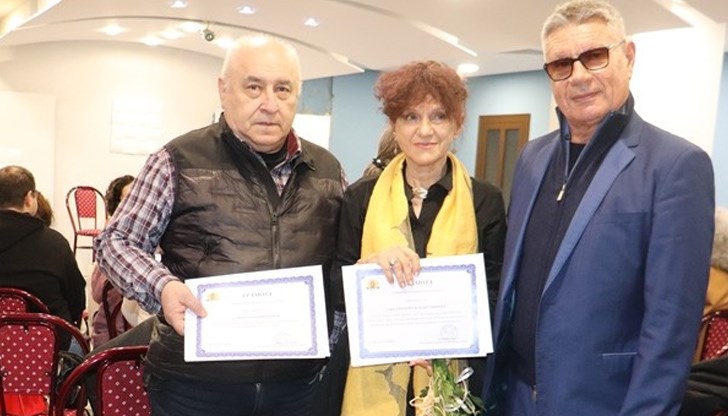 Отличените са Теодора Бакърджиева и Иван Хаджииванов