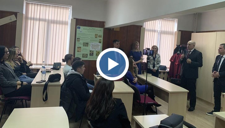 Трябва да си защитавате интересите, трябва да се борите за тях, защото никой няма да ви ги даде, заяви главният прокурор пред ученици в Перник