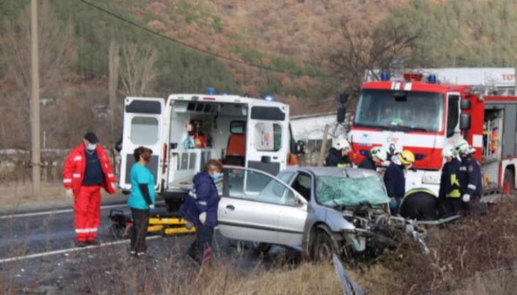 От МБАЛ - Благоевград съобщиха преди минути за смъртта на жената, която беше затисната на шофьорското място